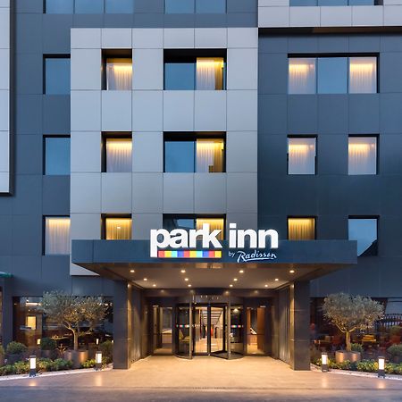 Park Inn by Radisson Istanbul Atasehir Bagian luar foto