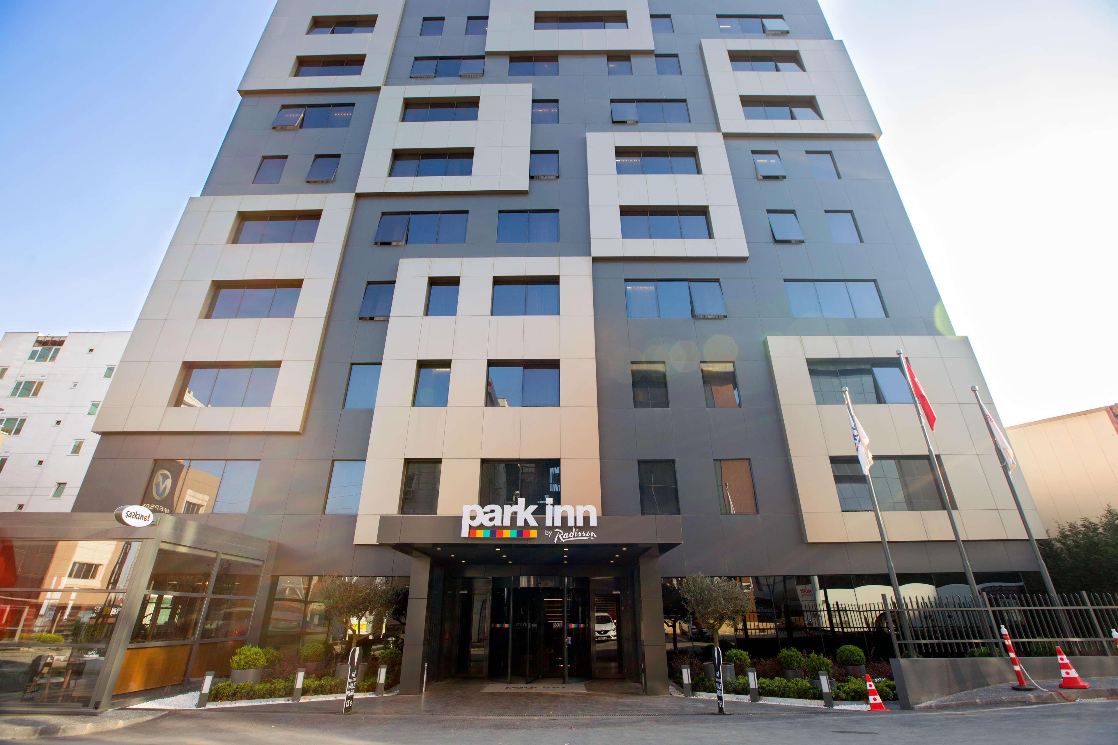 Park Inn by Radisson Istanbul Atasehir Bagian luar foto
