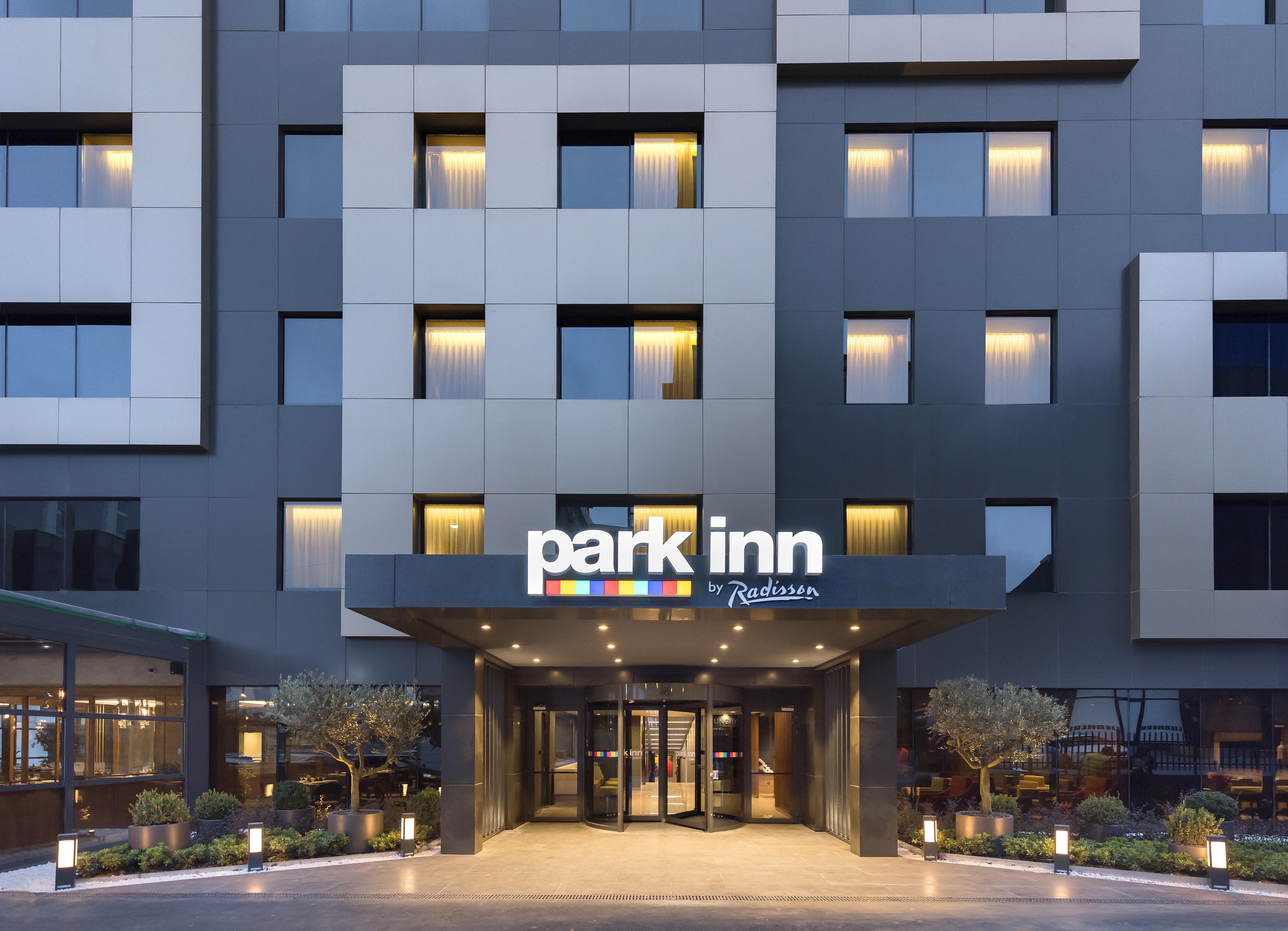 Park Inn by Radisson Istanbul Atasehir Bagian luar foto