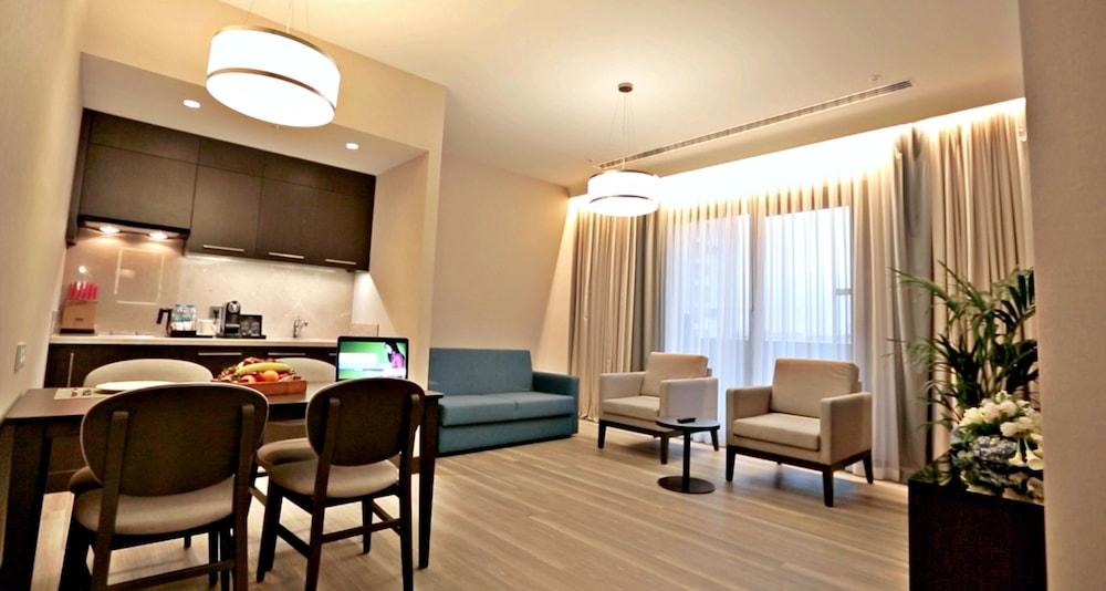 Park Inn by Radisson Istanbul Atasehir Bagian luar foto